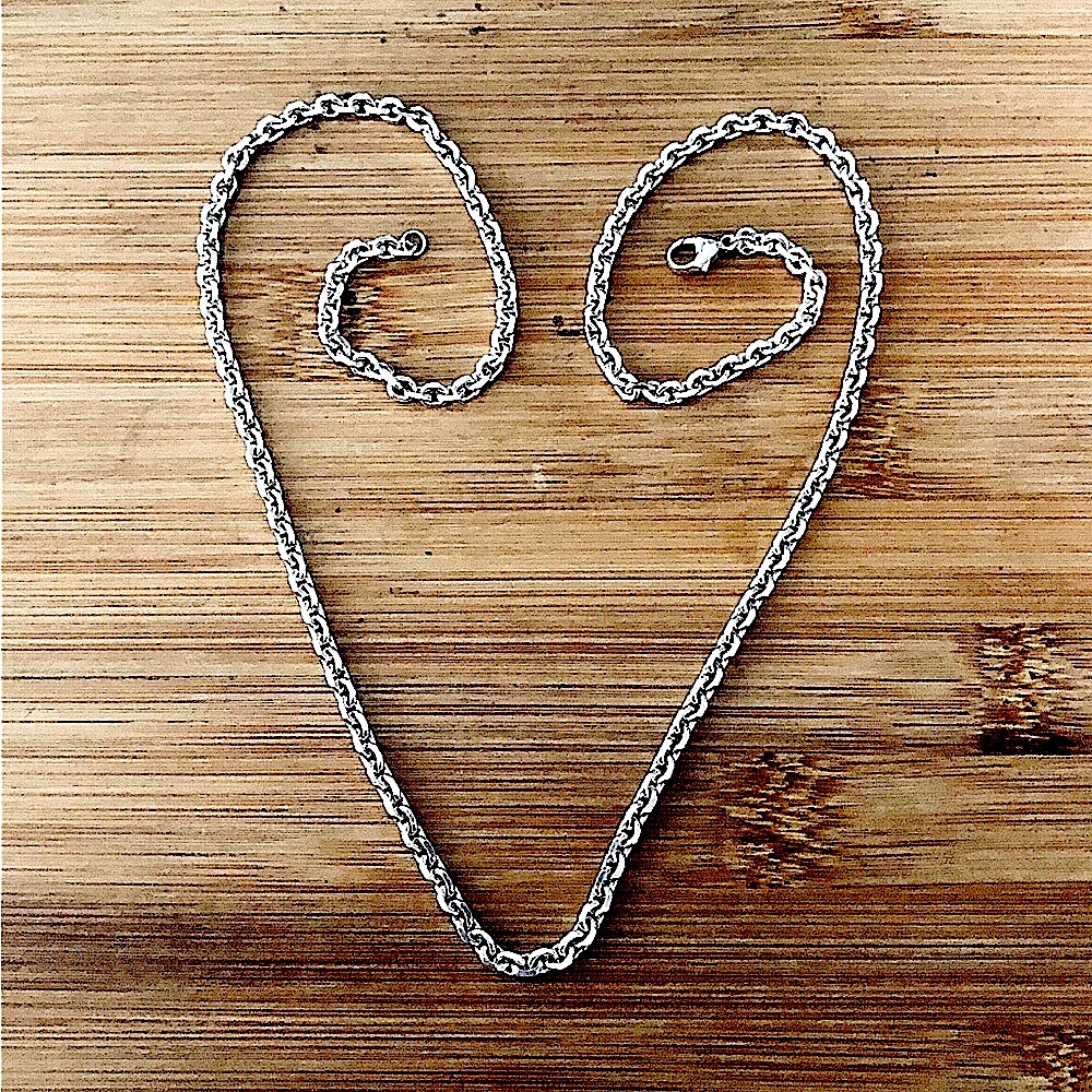 $134  Designer Estate Chain  Sterling Silver  22 Grams  Marked PC STERLING 925